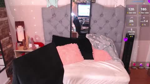 Snapshot of antolyh_c chatting on December 1, 2025, 12:32 pm antolyh_c online show from December 1, 2025, 12:32 pm