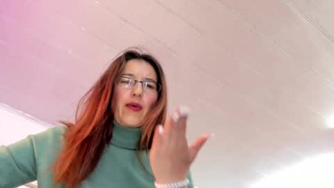 Snapshot of antoneella__ chatting on March 12, 2025, 3:18 pm Antonella online show from March 12, 2025, 3:18 pm