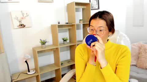 Snapshot of antoneella__ chatting on September 19, 2025, 12:17 pm Antonella online show from September 19, 2025, 12:17 pm