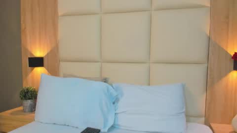 A N T O N E L L A  online show from November 14, 2025, 11:20 am