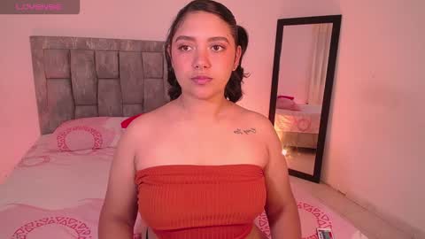 Antonella online show from November 13, 2025, 9:47 pm