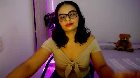 Snapshot of antonellacute_ chatting on November 11, 2025, 2:17 pm Antonella online show from November 11, 2025, 2:17 pm