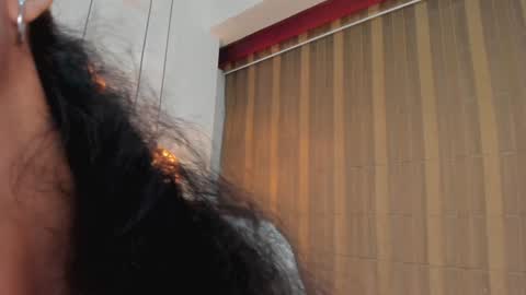 Snapshot of antonellahall_ chatting on February 4, 2025, 12:11 pm AntonellaHall online show from February 4, 2025, 12:11 pm