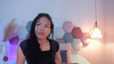 Snapshot of antonellahall_ chatting on February 17, 2025, 12:16 pm AntonellaHall online show from February 17, 2025, 12:16 pm