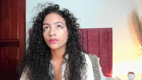 Snapshot of antonellahall_ chatting on September 17, 2025, 12:07 pm AntonellaHall online show from September 17, 2025, 12:07 pm