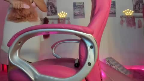 ANTONELLA online show from February 7, 2025, 1:01 pm