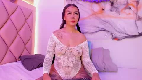 Snapshot of antonellaqueeen chatting on October 30, 2025, 11:22 am ANTONELLE online show from October 30, 2025, 11:22 am