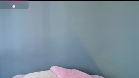 Snapshot of antonellarossii_ chatting on November 17, 2025, 2:23 pm Antonella online show from November 17, 2025, 2:23 pm