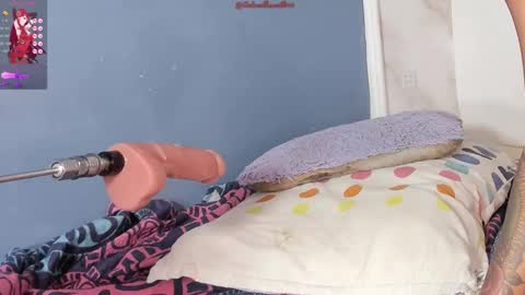 Snapshot of antonellasmith0 chatting on January 22, 2025, 6:52 pm ANTO online show from January 22, 2025, 6:52 pm