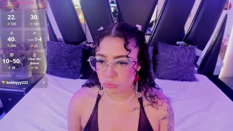 Snapshot of antonellepiercee chatting on November 9, 2025, 11:30 am A N T O N E L L E online show from November 9, 2025, 11:30 am