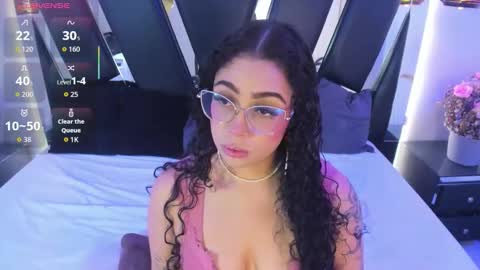 Snapshot of antonellepiercee chatting on November 19, 2025, 11:43 am A N T O N E L L E online show from November 19, 2025, 11:43 am