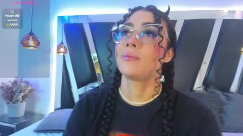 Snapshot of antonellepiercee chatting on November 22, 2025, 11:31 am A N T O N E L L E online show from November 22, 2025, 11:31 am