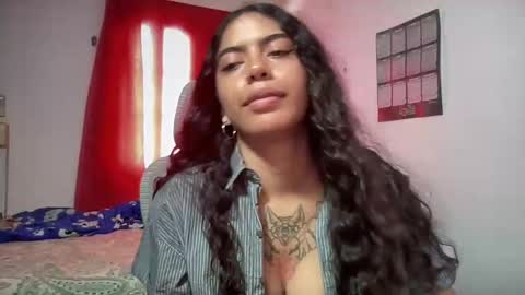 Snapshot of antoniabloom chatting on October 12, 2025, 4:39 pm Antonia online show from October 12, 2025, 4:39 pm