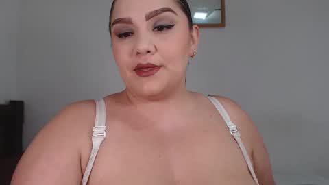 antonia online show from March 5, 2025, 9:37 pm