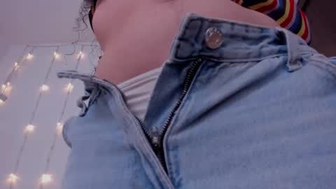 Antonia online show from February 9, 2025, 4:04 am