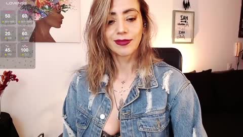 Snapshot of antoniavillamizar chatting on December 20, 2024, 1:54 pm Anto online show from December 20, 2024, 1:54 pm