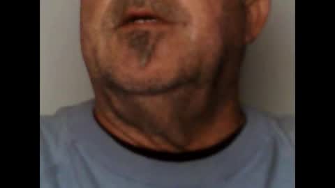 Snapshot of antonioxx454 chatting on November 7, 2025, 8:09 pm AntonioyJesy online show from November 7, 2025, 8:09 pm