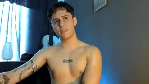 antonnello_ online show from October 25, 2025, 4:35 pm