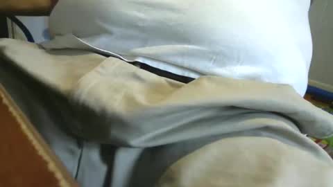 Snapshot of anvil1972 chatting on October 30, 2025, 2:51 pm anvil1972 online show from October 30, 2025, 2:51 pm