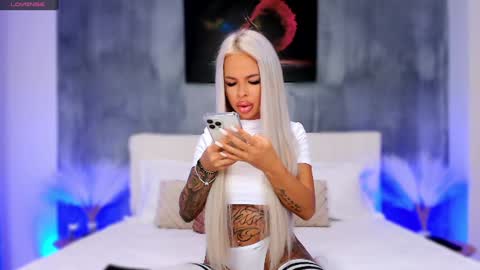 Snapshot of anyas_dolce chatting on December 22, 2024, 6:15 pm anyas_dolce online show from December 22, 2024, 6:15 pm