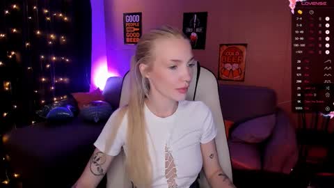 Anya online show from September 30, 2025, 2:05 am
