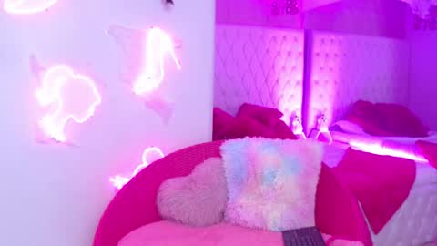 Snapshot of anyawink chatting on November 1, 2025, 5:09 am anyawink online show from November 1, 2025, 5:09 am