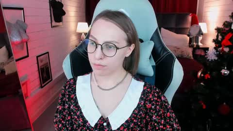 Snapshot of aphexqueen chatting on December 11, 2024, 1:06 pm APHEX QUEEN online show from December 11, 2024, 1:06 pm