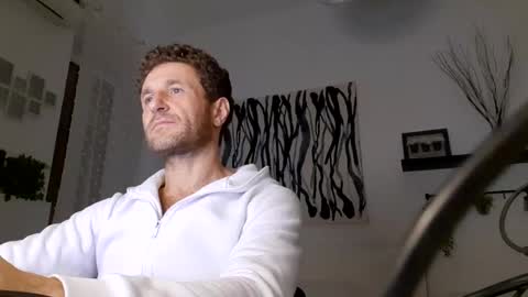 apollobest77 online show from January 23, 2025, 7:51 pm