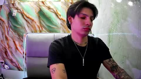 Snapshot of apolo01_ chatting on February 2, 2025, 4:11 pm Apolo online show from February 2, 2025, 4:11 pm