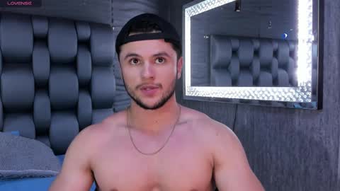 Snapshot of apolo_klein1 chatting on February 16, 2025, 9:48 am Apolo online show from February 16, 2025, 9:48 am