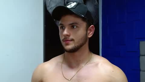 Snapshot of apolo_klein1 chatting on March 5, 2025, 7:38 am Apolo online show from March 5, 2025, 7:38 am