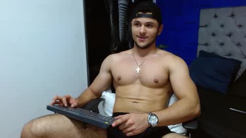 Snapshot of apolo_klein1 chatting on March 8, 2025, 6:21 am Apolo online show from March 8, 2025, 6:21 am