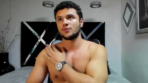 Snapshot of apolo_klein1 chatting on October 1, 2025, 6:41 am Apolo online show from October 1, 2025, 6:41 am