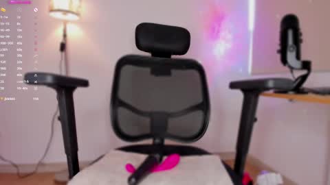 Snapshot of apoteosis_ chatting on December 6, 2024, 4:17 pm Apo online show from December 6, 2024, 4:17 pm