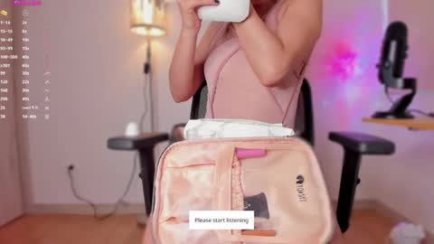 Snapshot of apoteosis_ chatting on December 9, 2024, 11:47 am Apo online show from December 9, 2024, 11:47 am