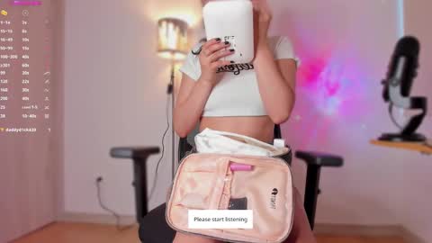 Snapshot of apoteosis_ chatting on December 10, 2024, 11:22 am Apo online show from December 10, 2024, 11:22 am