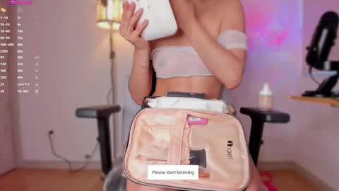 Snapshot of apoteosis_ chatting on December 25, 2024, 11:43 am Apo online show from December 25, 2024, 11:43 am