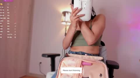 Snapshot of apoteosis_ chatting on December 28, 2024, 11:19 am Apo online show from December 28, 2024, 11:19 am