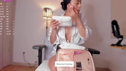 Snapshot of apoteosis_ chatting on December 29, 2024, 11:07 am Apo online show from December 29, 2024, 11:07 am