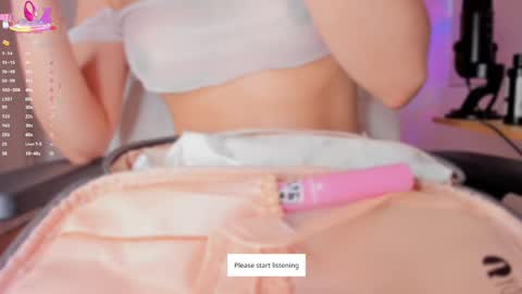 Snapshot of apoteosis_ chatting on February 4, 2025, 11:27 am Apo online show from February 4, 2025, 11:27 am