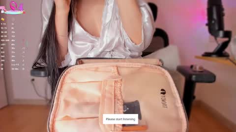 Snapshot of apoteosis_ chatting on February 11, 2025, 11:21 am Apo online show from February 11, 2025, 11:21 am