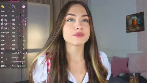 Snapshot of appleeepie chatting on September 29, 2025, 9:03 am Vicki online show from September 29, 2025, 9:03 am