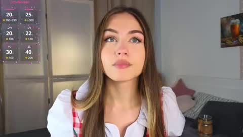 Snapshot of appleeepie chatting on October 2, 2025, 9:05 am Vicki online show from October 2, 2025, 9:05 am