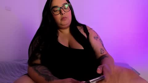 Snapshot of apriilpeach_ chatting on January 23, 2025, 9:18 pm Maria online show from January 23, 2025, 9:18 pm