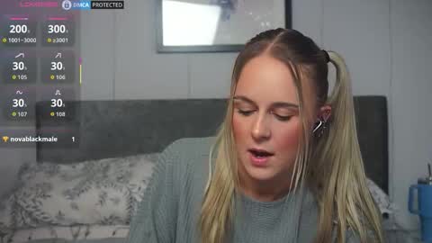 Snapshot of april_flix chatting on September 18, 2025, 10:39 am April Flix online show from September 18, 2025, 10:39 am