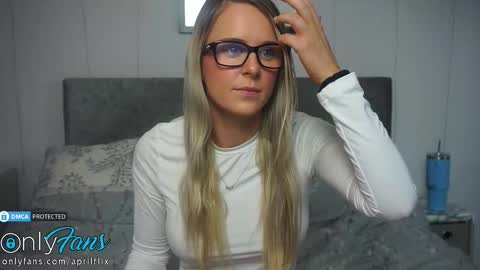 Snapshot of april_flix chatting on October 8, 2025, 10:24 am April Flix online show from October 8, 2025, 10:24 am