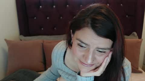 April online show from October 21, 2025, 4:08 pm