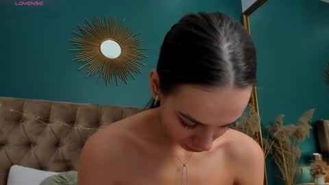 Snapshot of aprilwon chatting on February 21, 2025, 12:39 pm April online show from February 21, 2025, 12:39 pm