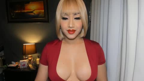 Alicia online show from March 9, 2025, 5:06 pm