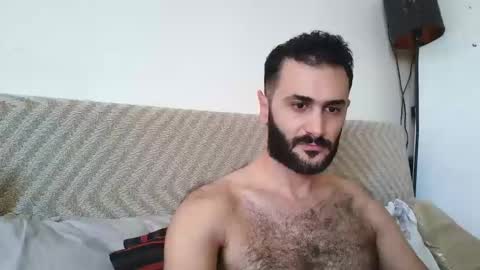 hairycub online show from December 9, 2024, 8:33 am
